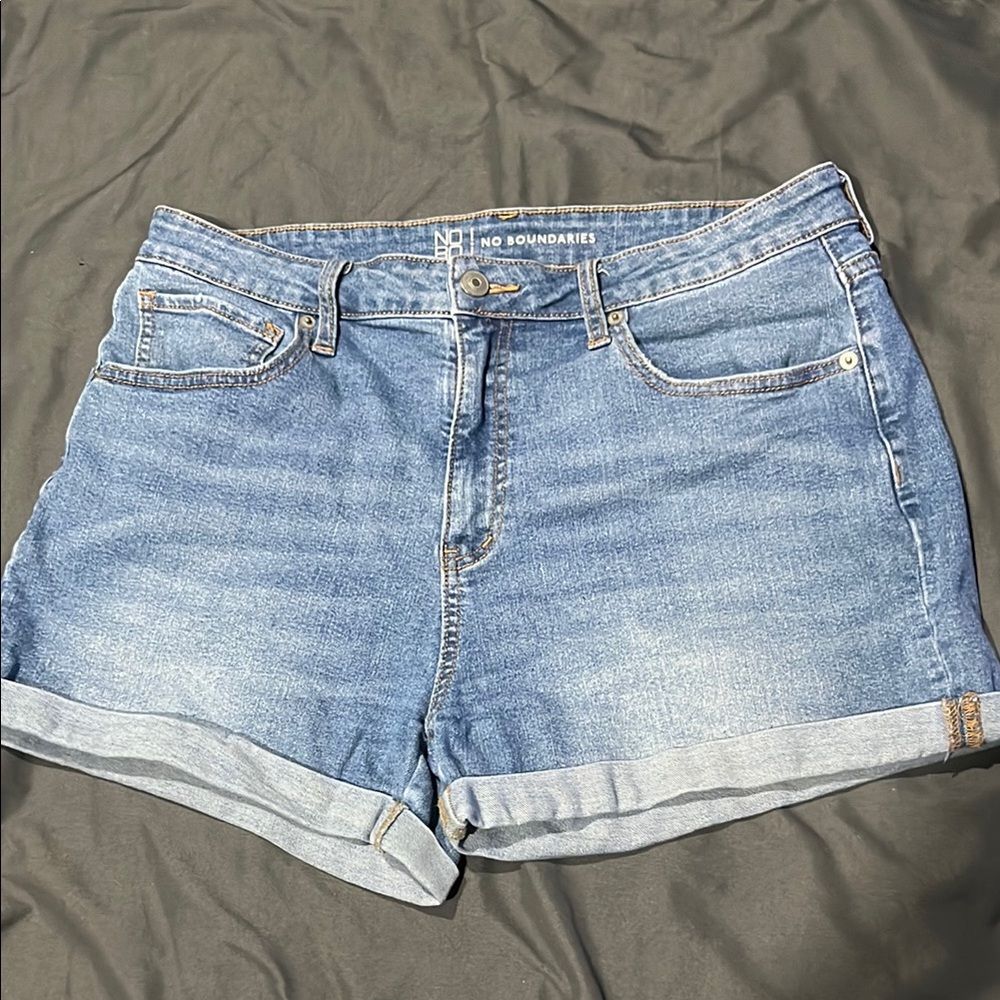 No Boundaries Juniors Light Blue Jean Shorts